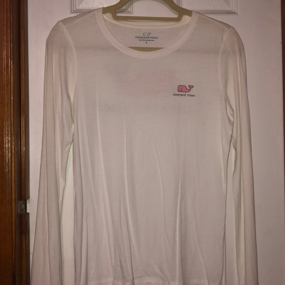 Vineyard Vines White Top - Picture 1 of 1